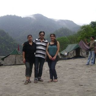 You are currently viewing Camping at Rishikesh